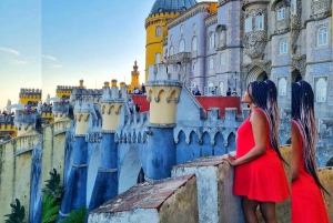 Sintra Private Tour - Pena, Regaleira & Cascais for Foddies