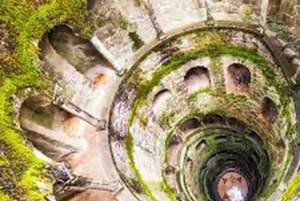 Sintra Private Tour - Pena, Regaleira & Cascais for Foddies