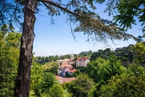 Small Group – Sintra, Pena Palace, Belém, Cascais and Lisbon