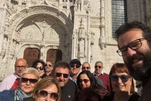 Lisbon: Historical Walking Tour with Jeronimos Monastery