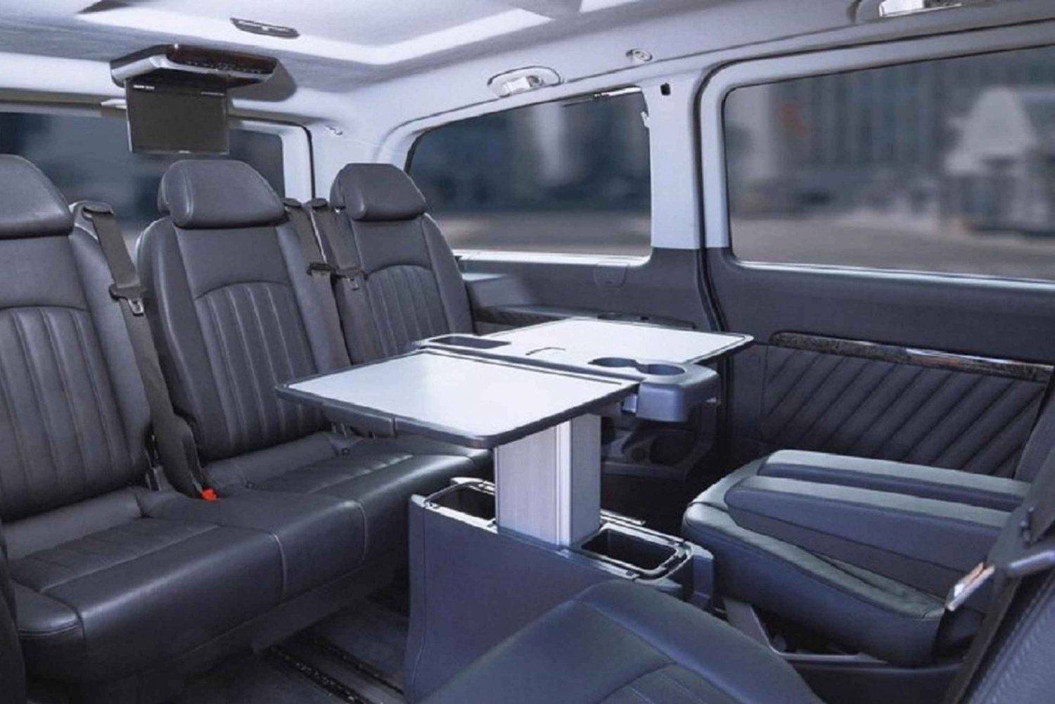 Transfer from Lisbon Airport to the Hotel