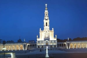 Trasferimento da Porto a Lisbona con fermate a Coimbra e Fatima.