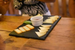 Treasures of Lisboa : Alfama Food Tour with 18 Tastings