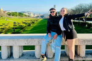 Lizbona: prywatna wycieczka tuk tukiem z przewodnikiem i odbiorem z hotelu