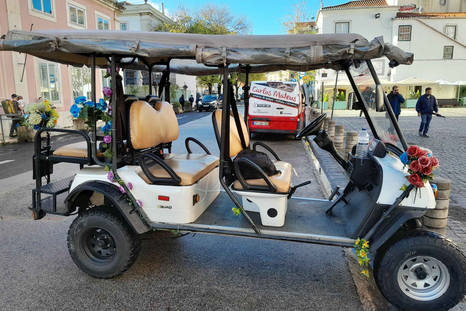 Lisbon: Private City Tour by Eco-friendly Tuk Tuk