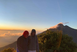 Oke Rinjani Trekking 2D/1N Zweiter Gipfel Senaru