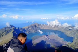 Senaru/Sembalun 3D/2N summit,lake.hot spring and crater rim