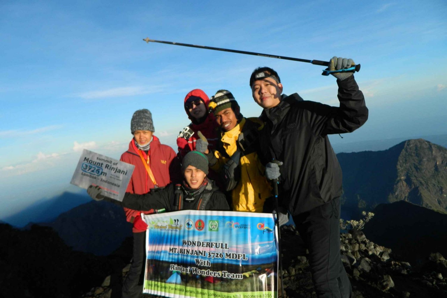 3D2N Trekking Mt Rinjani to Summit, Lake, Hot Spring