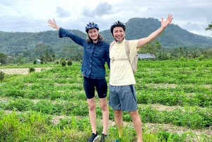 Bali: Laboratorio di gioielli d'argento Sidemen e tour in bicicletta