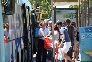 Barcelona: Aerobús Shuttle Between Airport and City Center