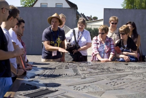 Berlin: Half-Day Sachsenhausen Memorial Walking Tour