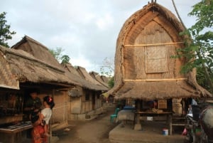 Lombokin parhaat puolet: Lombok: Heimokylät, perinteet ja vesiputoukset