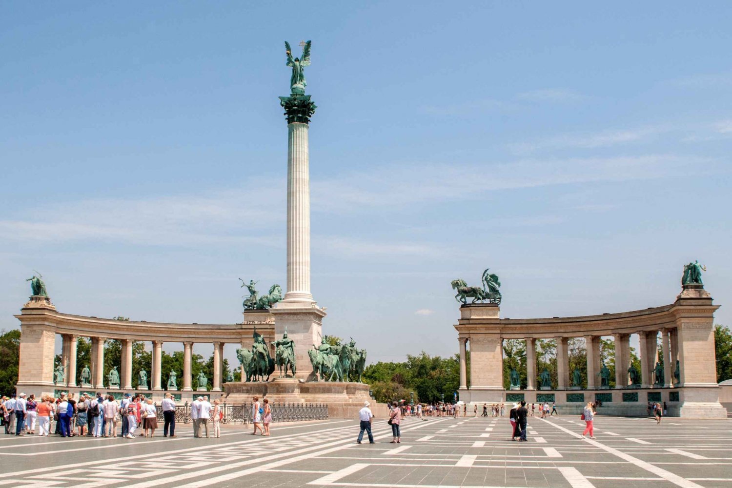 Budapest: 3-Hour Live Guided Sightseeing Tour