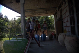 Passeio de bicicleta pelo campo até à aldeia de Golong e ao Templo de Lingsar