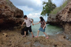 Päiväretki Kaakkois,Lombok Pink Beach (vaaleanpunainen ranta)