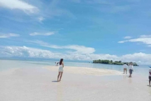 Dagstur sydøst, Lombok Pink Beach