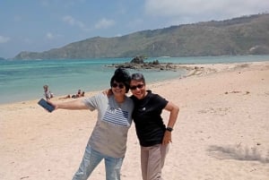 Goditi la magnifica vista della spiaggia di Kuta e della spiaggia di Mawun