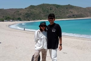 Goditi la magnifica vista della spiaggia di Kuta e della spiaggia di Mawun