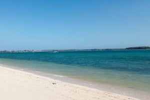 Exklusive private Tour zum Pink Beach mit Schnorcheln