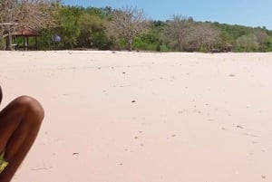 Exklusive private Tour zum Pink Beach mit Schnorcheln