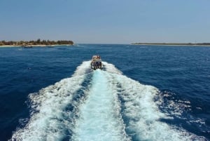 ペニダとギリ トラワンガン間の高速ボート送迎