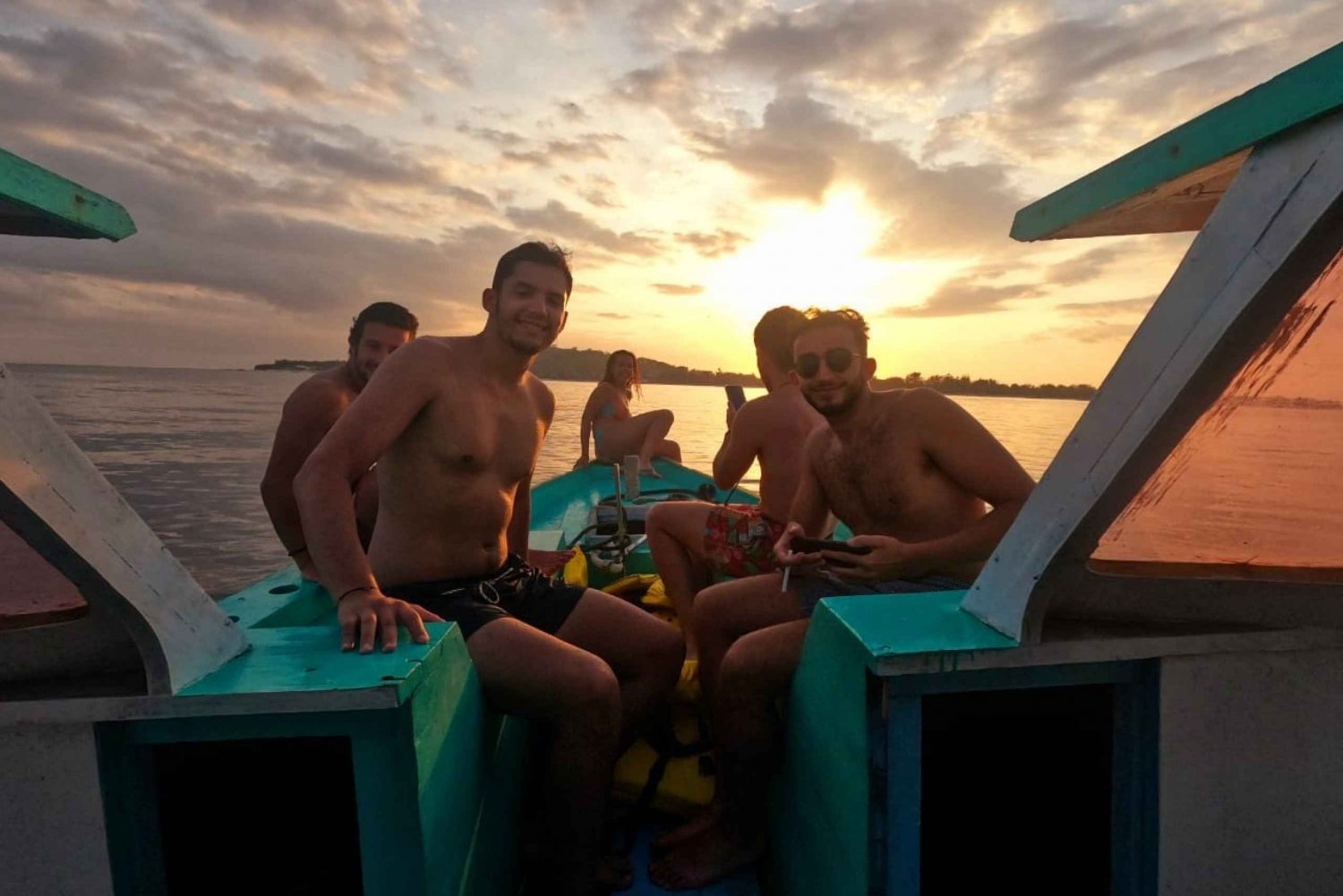 De Gili Trawangan: Tour em pequenos grupos para snorkeling ao pôr do sol