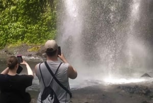 Z wyspy Gili: wodospady i tradycyjna wioska