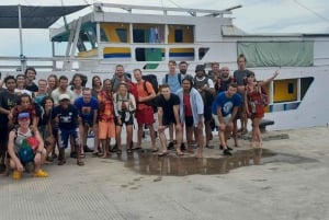 Lombok : Excursion en bateau de 4 jours sur l'île de Komodo avec repas et pension