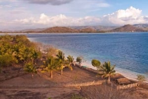 Från Lombok: Dagsutflykt till öarna Gili Gede, Rengit och Layar