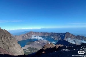 Vanuit Sembalun: 2-daagse trektocht naar de top van de berg Rinjani met kamperen