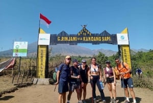 Full Mount Rinjani Tour 4D/3N Sembalun Lake And Senaru