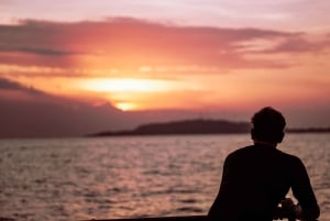 Gili Islands: 3 Island BBQ Sunset Cruise with Snorkeling