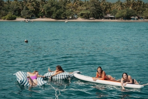 Isole Gili: esperienza di snorkeling in catamarano 4 in 1