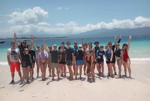 Îles Gili : Visite privée de plongée en apnée avec bateau à fond de verre.