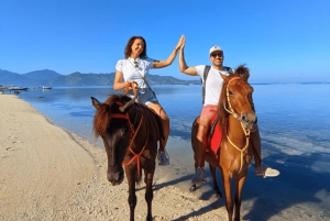 Gili Trawangan: Beach Horseback Riding with Hotel Transfer