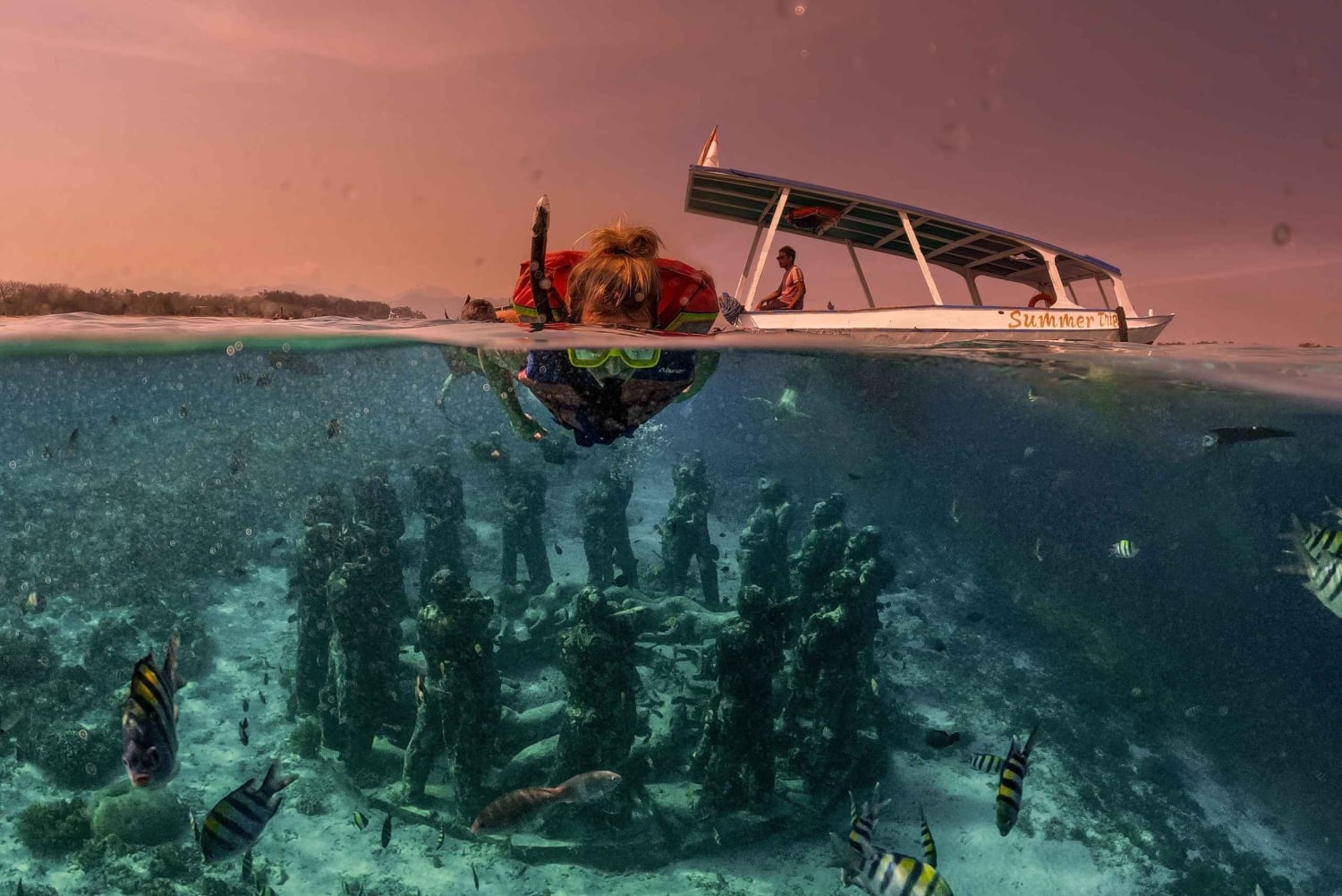 Gili Trawangan: Gili Islands Sunset Boat Tour and Snorkeling