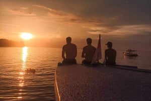 Gili Trawangan: Gili Islands Sunset Boat Tour and Snorkeling