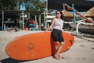 Gili Trawangan: Stand-Up Paddle with Drone Shot & Guide
