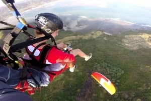 Kuta Lombok: Tandem-paragliding med pilot og strandtur
