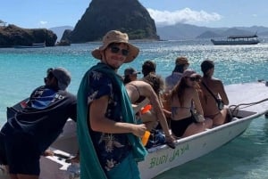 Labuan Bajo: 4-Tage-Komodo-Schwimmen mit Hai und Komodo