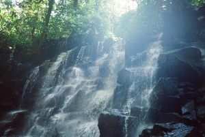 Temple de Lempuyang : Chute d'eau de Kanto Lampo / Excursion privée d'une journée