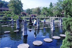 Temple de Lempuyang : Chute d'eau de Kanto Lampo / Excursion privée d'une journée