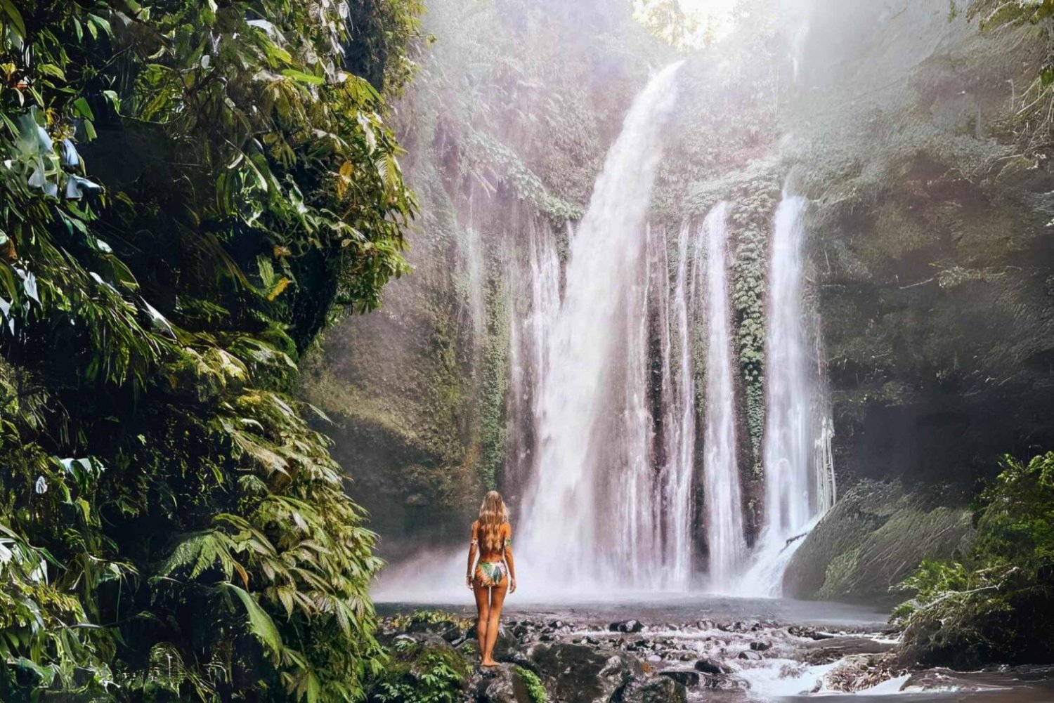 Lombok: Aik Belek/Wasserfälle Tour (inkl. Mittagessen)