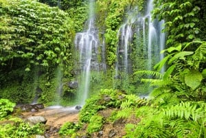 Lombok: Benang Kelambu og Benang Stokel-fossene på vandring