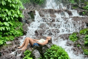 Lombok: Tur till vattenfallen Benang Stokal och Benang Kelambu