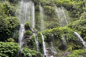 Lombok: Benang Stokel and Kelambu Falls Tour & Beach Sunset