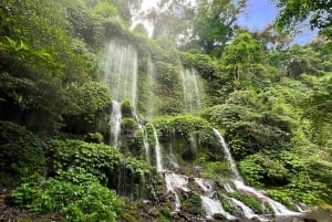 Lombok: Benang Stokel and Kelambu Falls Tour & Beach Sunset