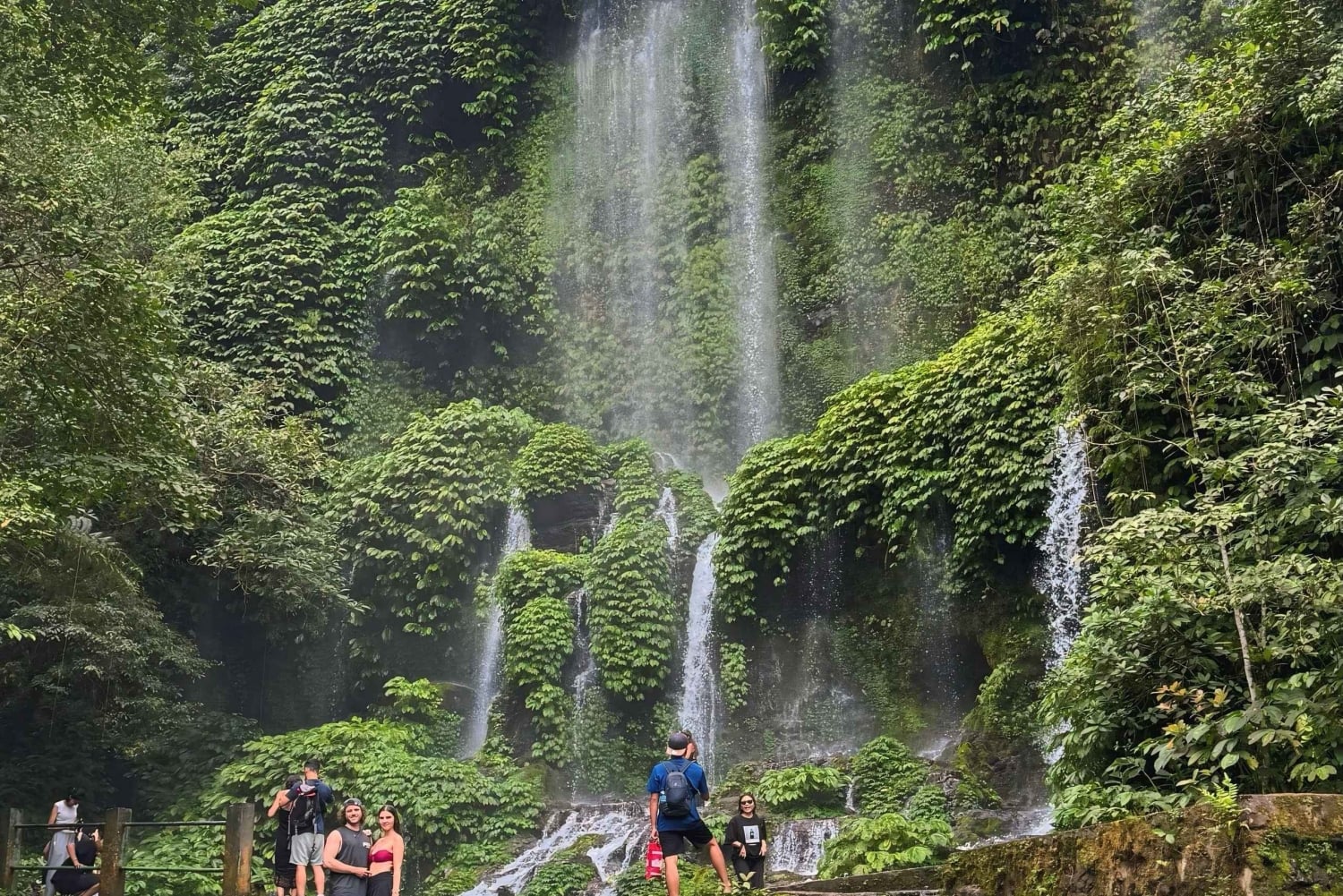 Lombok: Benang Stokel & Kelambu-watervallen & Merese H