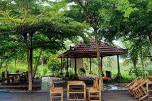 Lombok: Aldea local de Bonjeruk con almuerzo y taller