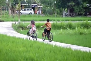 Lombok Bonjeruk Village Cykeltur + Stadsvandring